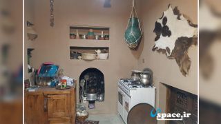 آشپزخانه اقامتگاه بوم گردی رودبار نویس - قم - روستای نویس